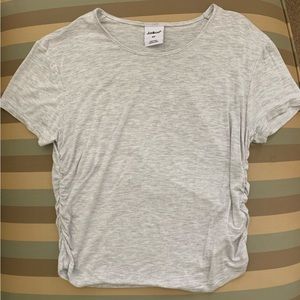 Gray cropped t-shirt